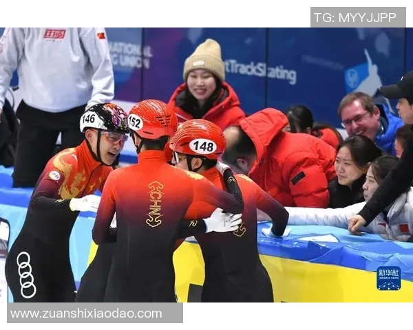 中国选手包揽短道速滑世界杯前三 名次揭晓场馆欢呼雷动 中国选手包揽短道速滑世界杯前三 名次揭晓场馆欢呼雷动